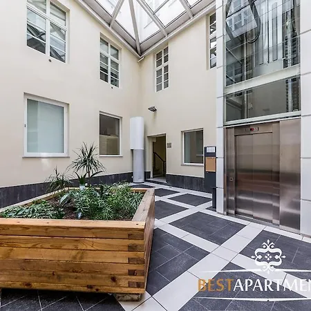 Best - Raekoja Square Apartamento